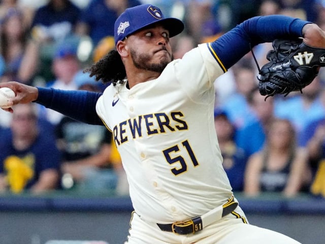 Milwaukee logró la victoria en el primer juego ante Chicago (Reuters)