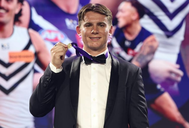 Caleb Serong with his Doig Medal.