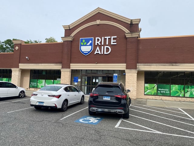 After more than six decades in business, Rite Aid has shut down all of its remaining stores — including about two dozen in the Bay Area — closing the book on one of America’s most recognizable pharmacy chains.