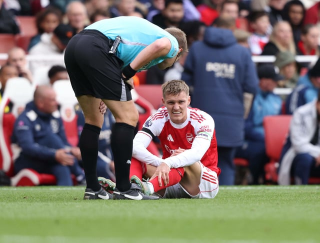 Arsenal-Kapitän Martin Ödegaard musste erneut verletzt raus – zum dritten Mal in Folge.