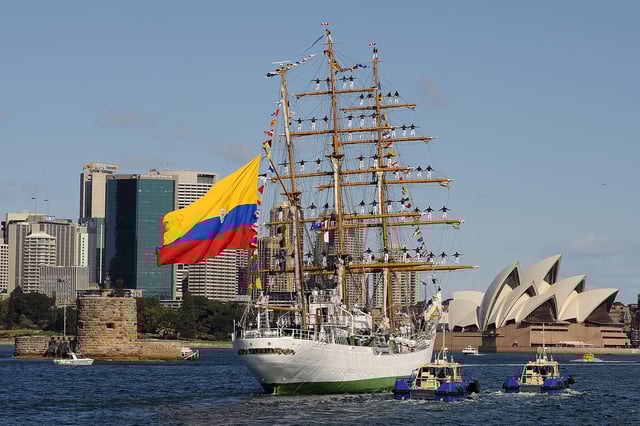 The steel-hulled ARC Gloria, the official flagship of the Colombian Navy, arrives in Sydney Harbour, Australia, from Manila on Aug. 30, 2009.