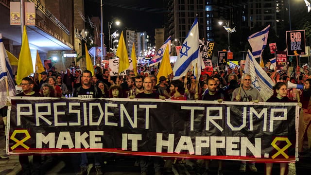 Israel hofft auf Frieden – Hunderttausende demonstrieren in Tel Aviv dafür.