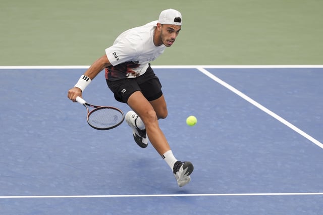 El porteño Francisco Cerúndolo quedó eliminado en la tercera ronda de Shanghai