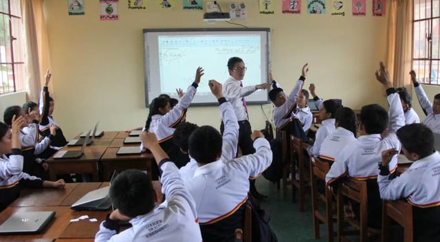 ¿Se suspenden las clases escolares este lunes 06 de octubre por paro de transportistas? Esto señala El Peruano