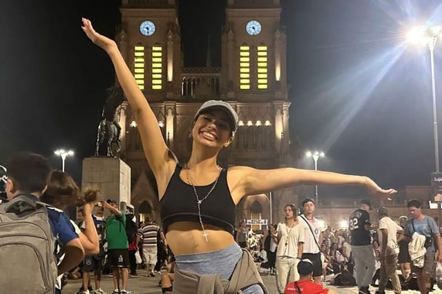 Daniela Celis peregrinó a Luján por la salud de Thiago Medina (Captura de pantalla)