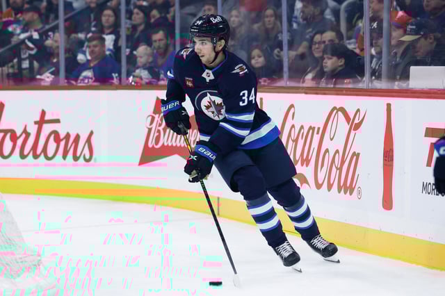 Ville Heinola, Winnipeg Jets (Terrence Lee-Imagn Images)