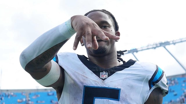 Rico Dowdle, Carolina Panthers RB, played on Sunday after Chuba Hubbard was injured.