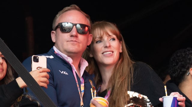 Sam Tarry was photographed using the car and being helped by security personnel to move items from Angela Rayner’s flat