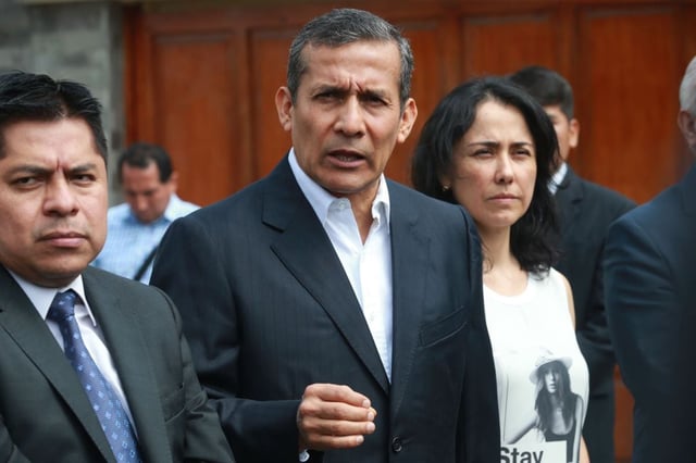 Ollanta Humala y su esposa Nadine Heredia, con acusados de colusión agravada y asociación ilícita en la concesión del Gasoducto Sur Peruano. Foto: Andina.