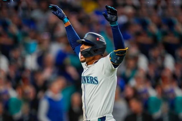 Andrés Muñoz cerró muy bien desde el montículo. Foto: Mariners.