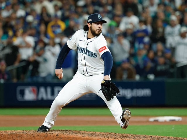 Andrés Muñoz fue clave para empatar la serie ante Detroit (AFP)