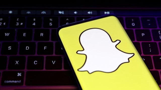 Snapchat introduces storage limit for Memories, adds paid plans for extra space