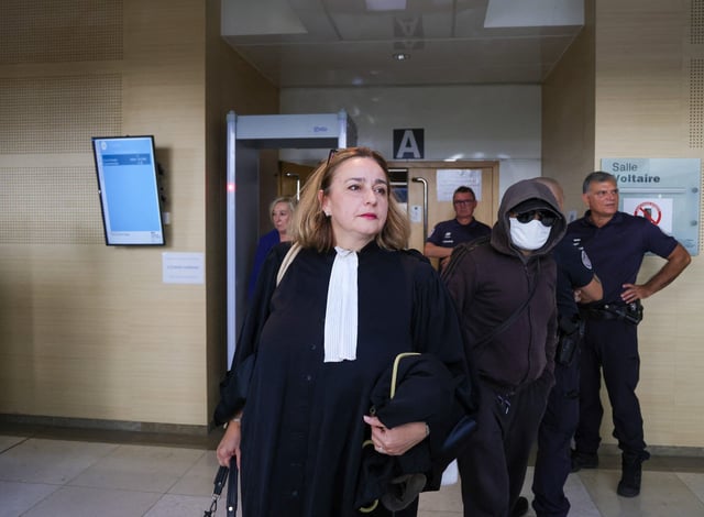 L’avocate Sylvie Menvielle avec Husamettin D., seul homme qui ira jusqu’au bout de son appel.