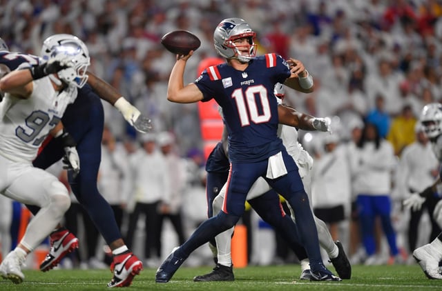 New England Patriots quarterback Drake Maye (10) throws against the Buffalo Bills during the second half of an NFL football game, Sunday, Sept. 5, 2025, in Orchard Park, N.Y. (AP Photo/Adrian Kraus)