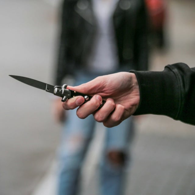 Bei einer Amnestie-Aktion der Berliner Polizei sollten illegale Springmesser abgegeben werden.