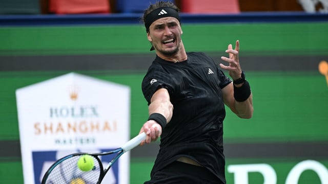 Zverev leidet in Shanghai