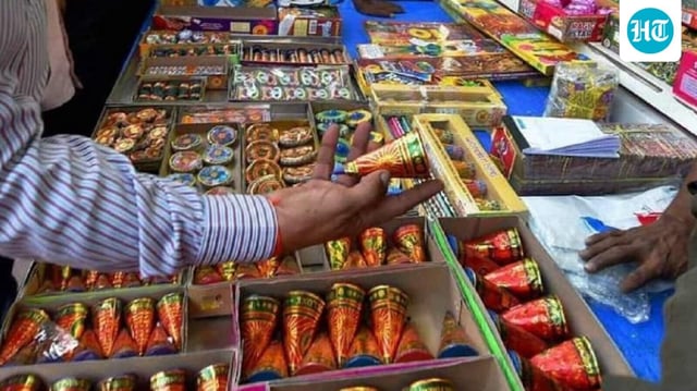 Green crackers are a type of eco-friendly fireworks that have been developed by CSIR-NEERI.