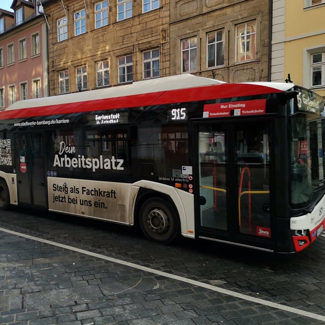 Bus, Stadtbus. Linienbus in Bamberg, Lange Straße