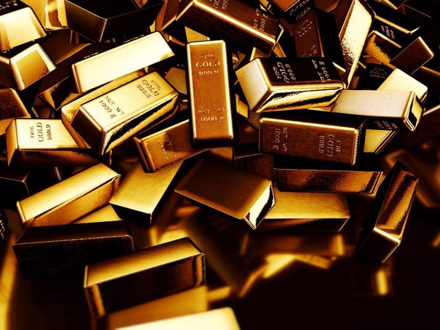 The price of bullion is on track to hit $10,000 by the end of the decade, according to Yardeni Research president Ed Yardeni