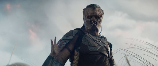 Dimitrius Schuster-Koloamatangi as Dek in 20th Century Studios' PREDATOR: BADLANDS film. Photo courtesy of 20th Century Studios. © 2025 20th Century Studios. All Rights Reserved.