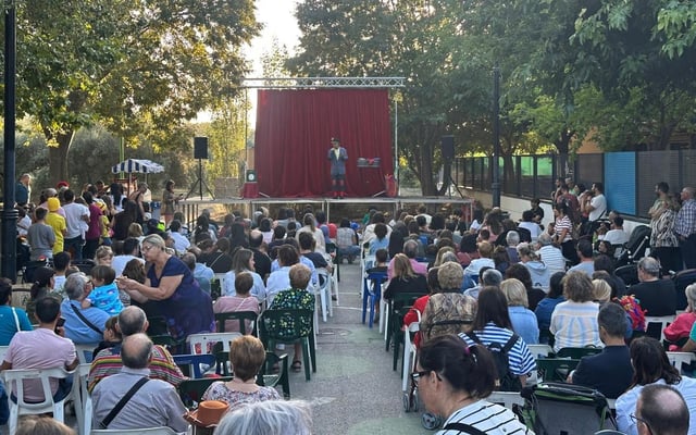 Ontinyent retoma los actos previos al 9 d'Octubre con un espectáculo de circo en el Parque Juan Carlos Ferrero