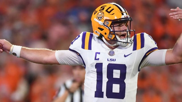 LSU Tigers quarterback Garrett Nussmeier (18) yells down field Saturday, Aug. 30, 2025 during the NCAA football game against the Clemson Tigers at Memorial Stadium in Clemson, South Carolina.