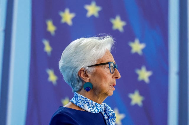 European Central Bank (ECB) President Christine Lagarde addresses the media after the ECB's Governing Council meeting, at the ECB headquarters in Frankfurt, Germany, July 24, 2025. REUTERS/Heiko Becker/File Photo