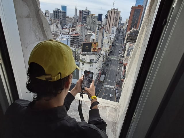 CIUDADES
MIRADOR DEL OBELISCO: ACOMPAÑAMOS A LOS PRIMEROS VECINOS QUE SUBIRÁN AL ÍCONO PORTEÑO EN ASCENSOR - FTP CLARIN IMG-20250501-WA0034.jpg Z Invitado