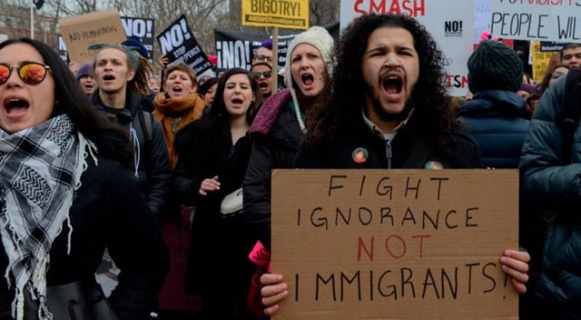 Estas son las INSÓLITAS TÁCTICAS que utiliza un grupo de inmigrantes para evitar las redadas del ICE