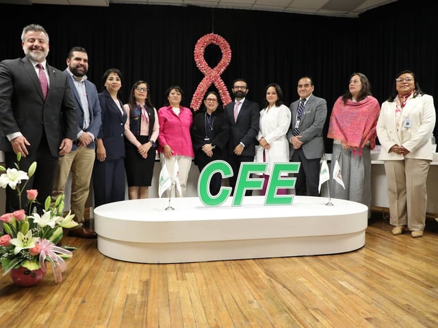 El IMSS instaló un mastógrafo a la entrada de las oficinas nacionales de la CFE para que las trabajadoras puedan revisar su salud, en el marco del evento: "Energía que protege vidas”, y hacer conciencia sobre la importancia de hacer chequeos médicos