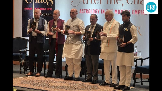(From right) Union minister for communications Jyotiraditya Scindia, Bihar governor Arif Mohammed Khan, NSA Ajit Doval, defence minister Rajnath Singh, PM’s Museum and Library chairperson Nripendra Misra and former minister MJ Akbar at the launch of Akbar’s book, in New Delhi on Monday. (HT photo)