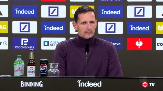 Eintracht-Trainer Dino Toppmöller