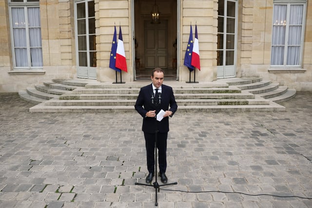 French outgoing Prime Minister Sebastien Lecornu, who presented his government's resignation to the French president this morning, delivers a statement at the Hotel Matignon in Paris, France, October 6, 2025. REUTERS/Stephane Mahe/Pool