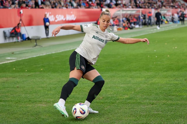 Die Champions League Spiele der Bayern-Frauen mit Giulia Gwinn werden nicht im Free-TV zu sehen sein.
