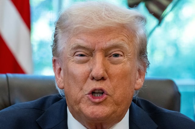 US-Präsident Trump hat angesichts des wachsenden Widerstands gegen den Einsatz der Nationalgarde in mehreren US-Städten den Einsatz des sogenannten Insurrection Act ins Spiel gebracht. "Falls ich ihn einsetzen müsste, würde ich das tun", sagte Trump.