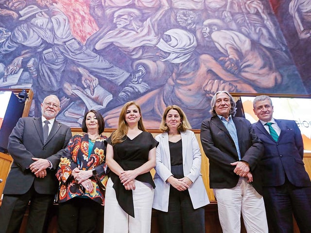 Autoridades culturales de la FIL Guadalajara y de Barcelona.