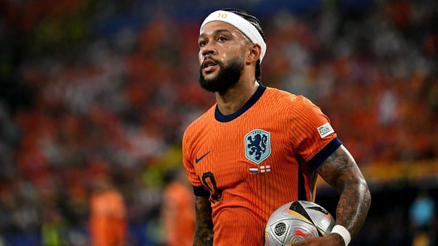 Zusätzliche Reisestrapazen für Memphis Depay (31)!
