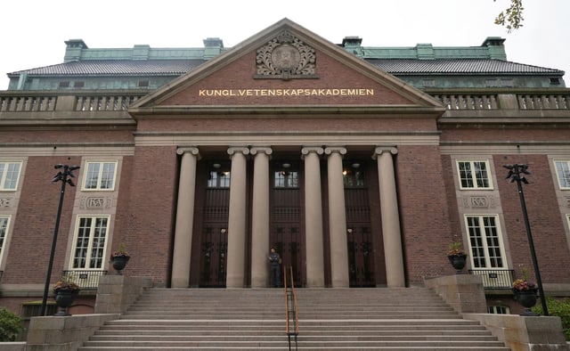 Vue de l'Académie royale des sciences de Suède, où le prix Nobel de physique sera annoncé, à Stockholm, Suède, le 7 octobre 2025. REUTERS/Tom Little