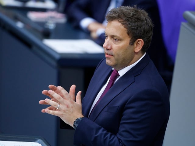 Finanzminister Lars Klingbeil (SPD) macht kaum konkrete Reform-Vorschläge.