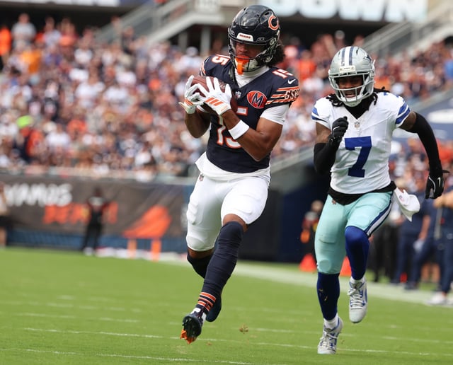 Bears wide receiver Rome Odunze catches a touchdown pass in the first quarter against the Cowboys on Sept. 21, 2025, at Soldier Field. (Stacey Wescott/Chicago Tribune)