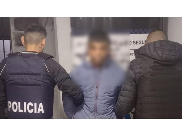 Este es el individuo que fue aprehendido en el operativo.