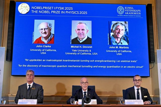 L'Académie royale des sciences de Suède dévoile les lauréats du Nobel de physique, mardi 7 octobre 2025, à Stockholm.
