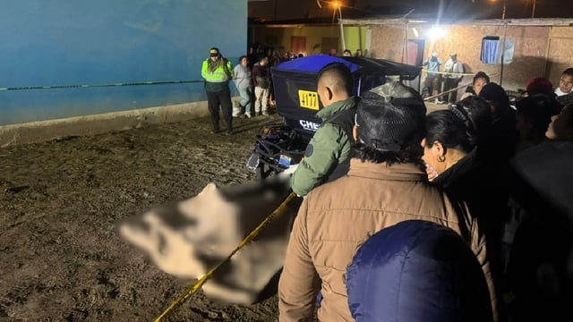Los afectivos de la PNP cercaron la escena del crimen para proceder con las investigaciones.
