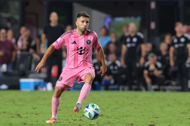 Sep 30, 2025; Fort Lauderdale, Florida, USA; Inter Miami CF defender Jordi Alba (18) controls the ball against the Chicago Fire during the second half at Chase Stadium. Mandatory Credit: Sam Navarro-Imagn Images