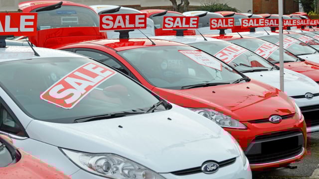 Under so-called “discretionary” arrangements dealers received bigger commissions if customers paid a higher rate of interest, which were set by dealers