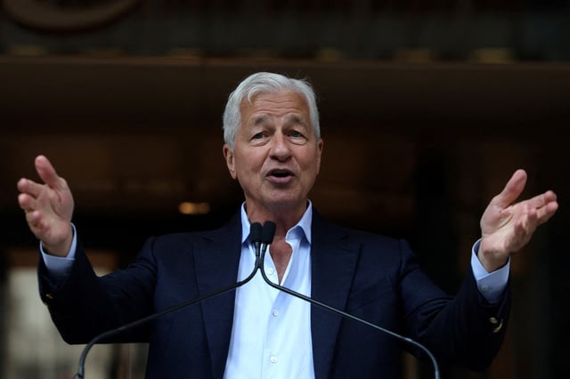 Jamie Dimon, chairman and chief executive officer of JPMorgan Chase & Co, speaks during an event honoring local construction workers who helped build the firm’s new headquarters at 270 Park Avenue, in the Midtown area of New York City, U.S., September 9, 2025.  REUTERS/Shannon Stapleton
