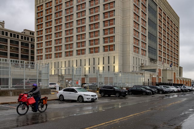 The Metropolitan Detention Center (MDC) in Brooklyn, New York City, U.S., December 20, 2024. REUTERS/Jeenah Moon/File Photo
