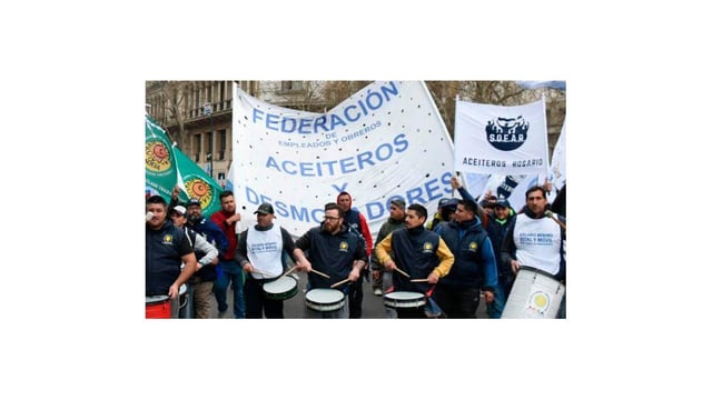 Los aceiteros se movilizaron en varias oportunidades para reclamar por la recomposición de sus salarios.