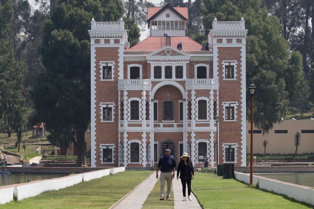Turistas visitan la zona de la Ex Hacienda de Chautla. FOTO: Agencia Enfoque