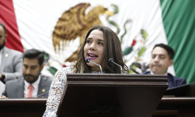 Presenta Xóchitl Ruiz dignificación laboral y salarial a agentes